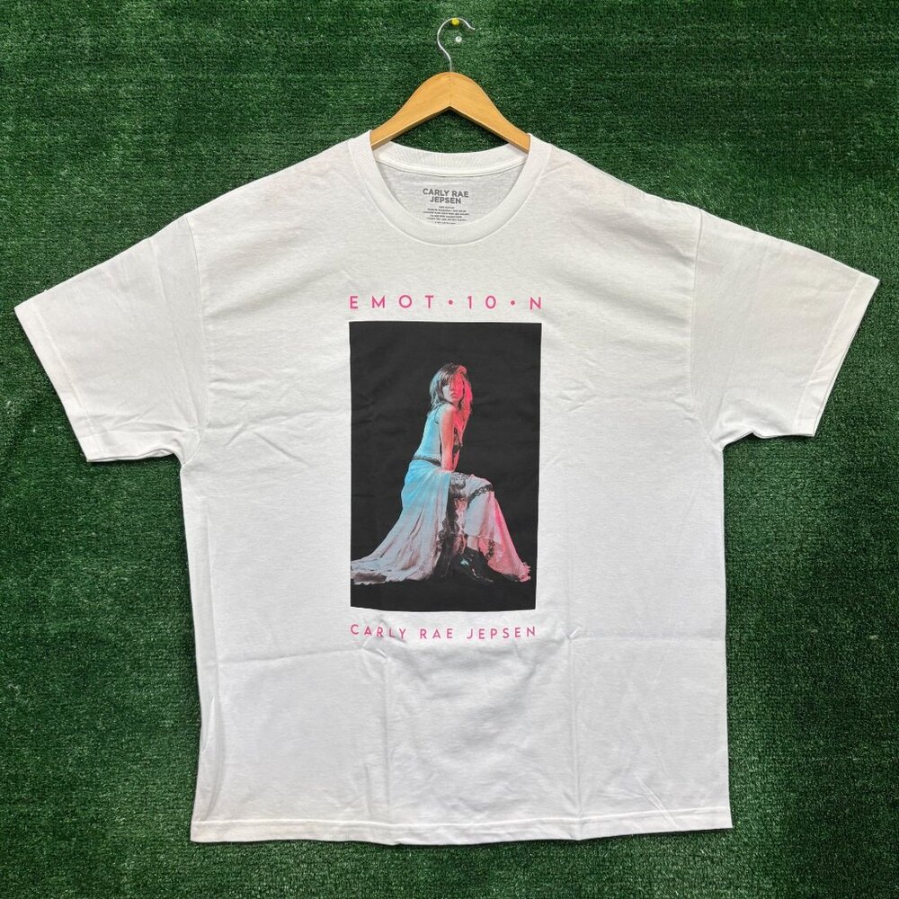 Carly Rae Jepsen Emotion Album T-Shirt Size XXL